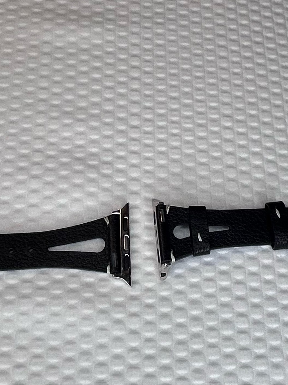Black Leather Apple Watch Band – 38mm / 40mm / 41mm
